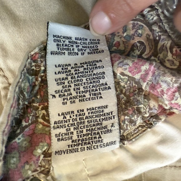 One 5 One Shorts Women's Size 4 khaki Pockets‎ - Picture 4 of 5